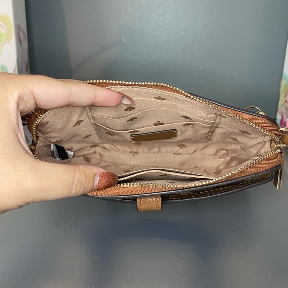 NWT Kate Spade Small Tab Crossbody - Picture 2 of 5